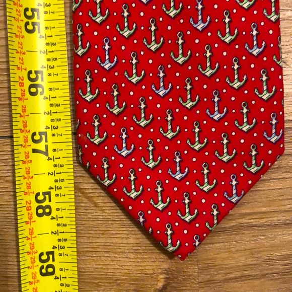 Vineyard Vines Tie / Anchors - Picture 9 of 10